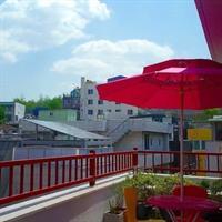 Jun Hotel 2*